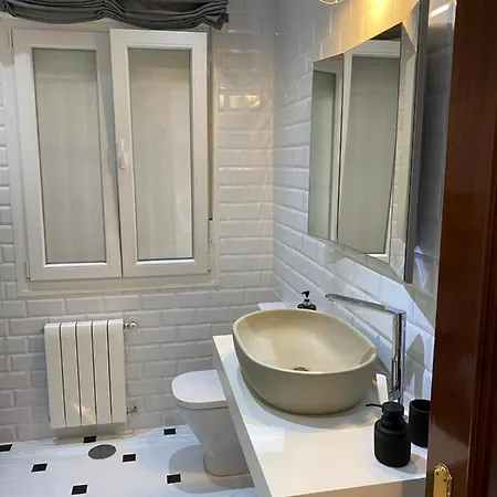 Precioso Y Confortable Piso En El Casco Historico Daire