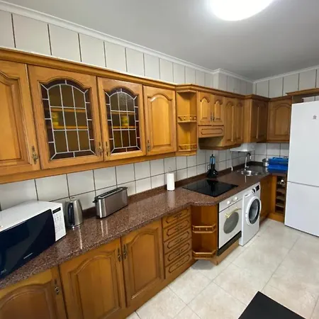 Precioso Y Confortable Piso En El Casco Historico Апартаменти *